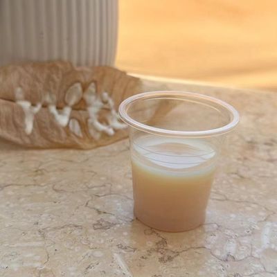 Un buon prezzo. Buona morbidezza Buona resistenza all'aderenza Emulsione di cera di polietilene ad alto punto di fusione per WB OPV / vernice / inchiostro ad alto lucido in linea