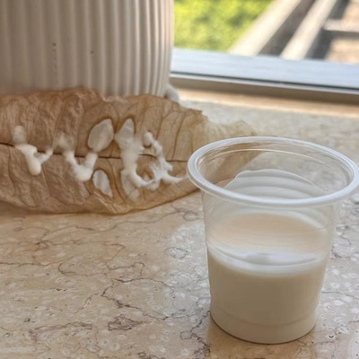 Un buon prezzo. Alto punto di fusione eccellente resistenza all'usura / resistenza agli graffi Emulsione di cera di polietilene per metallo / legno / vernice in plastica in linea