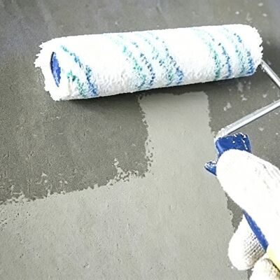 Un buon prezzo. Emulsione acrilica senza APEO a bassa viscosità e con penetrazione profonda per il consolidamento e la sigillatura del substrato in linea