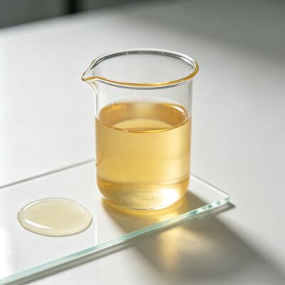Un buon prezzo. Resina Poliestere Idrosolubile Eccellente Resistente all'Idrolisi per Vernici a Base Amminica in linea